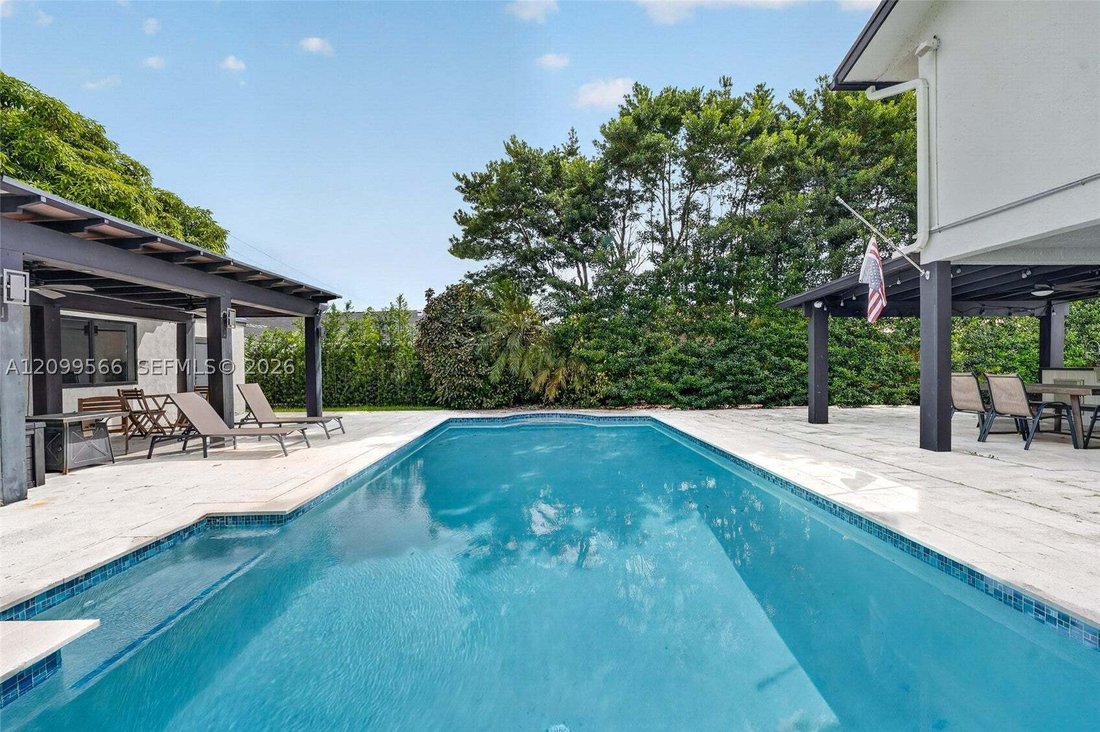 House in West Miami, Florida, United States 3 - 19023376