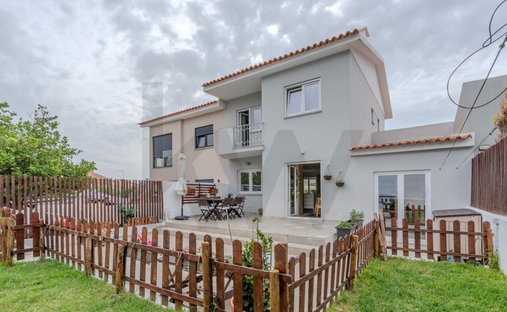 Townhouse in Sao Domingos de Rana, Lisbon, Portugal 1