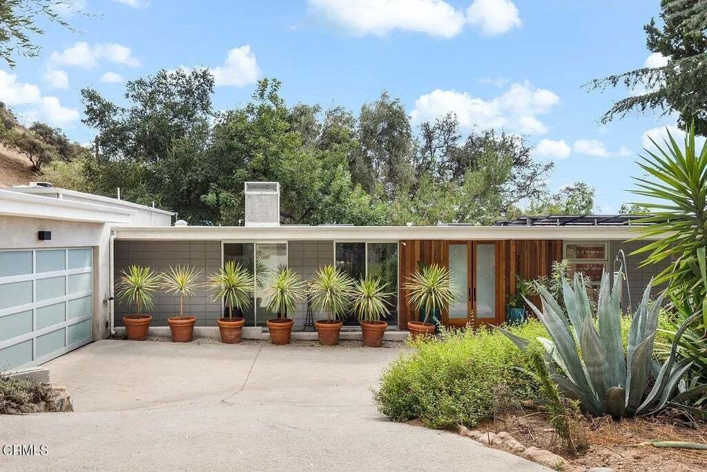 House in Altadena, California, United States 1 - 19024395