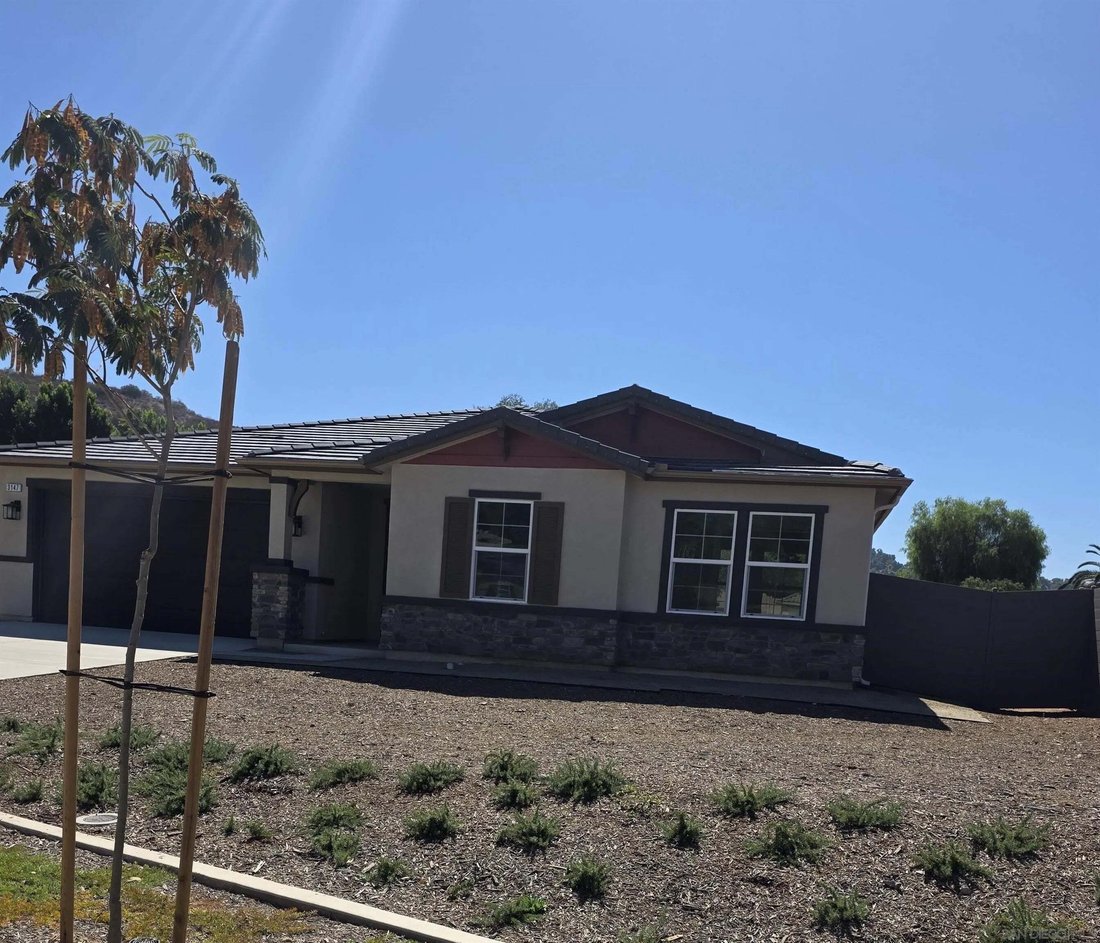 House in Escondido, California, United States 1 - 19024516