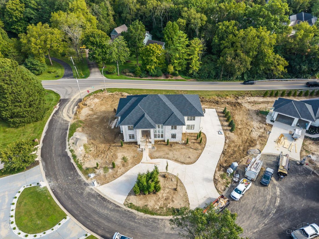 House in Woodbourne-Hyde Park, Ohio, United States 3 - 19021356