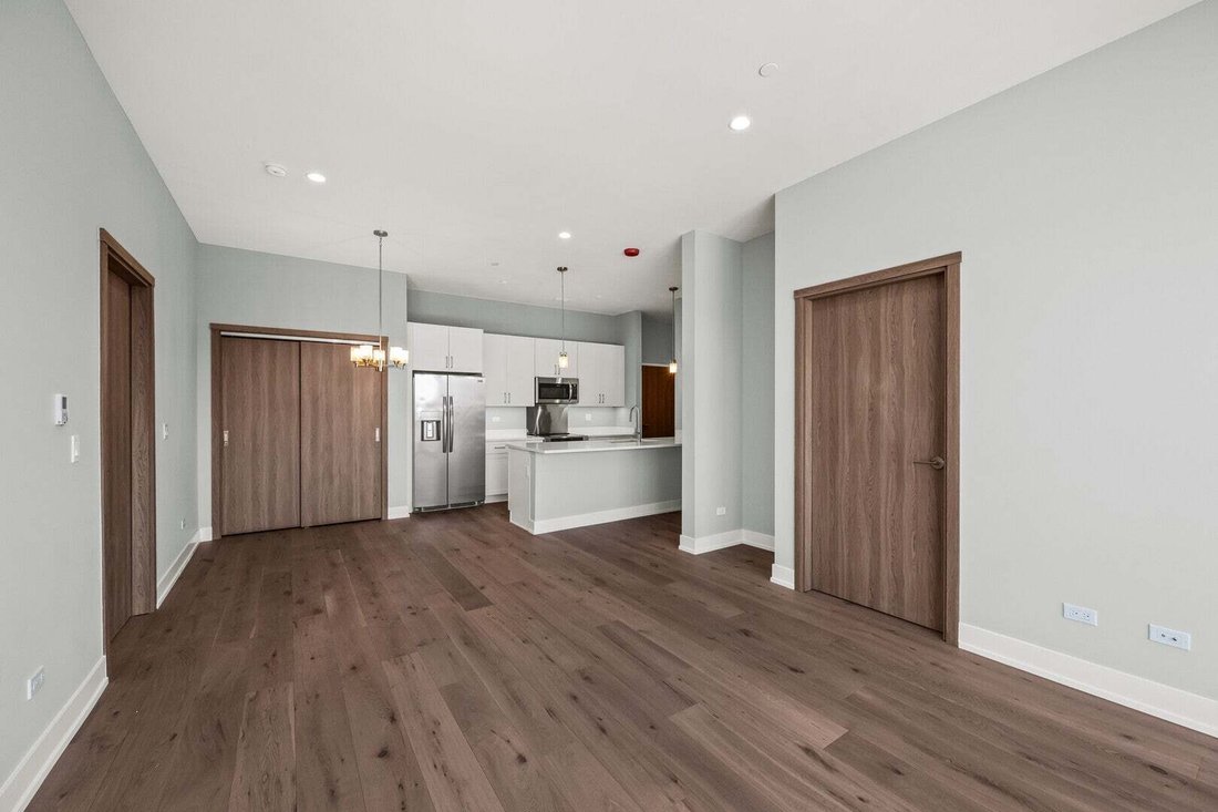 Condo in Oak Park, Illinois, United States 5 - 19024042