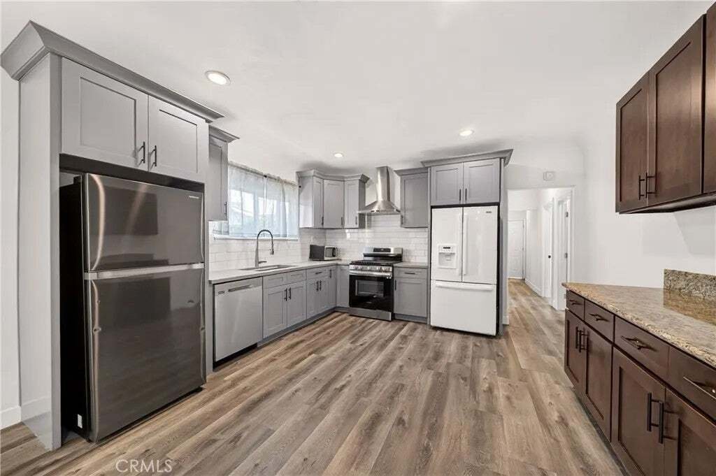 Los Angeles, California, United States 5 - 19020969