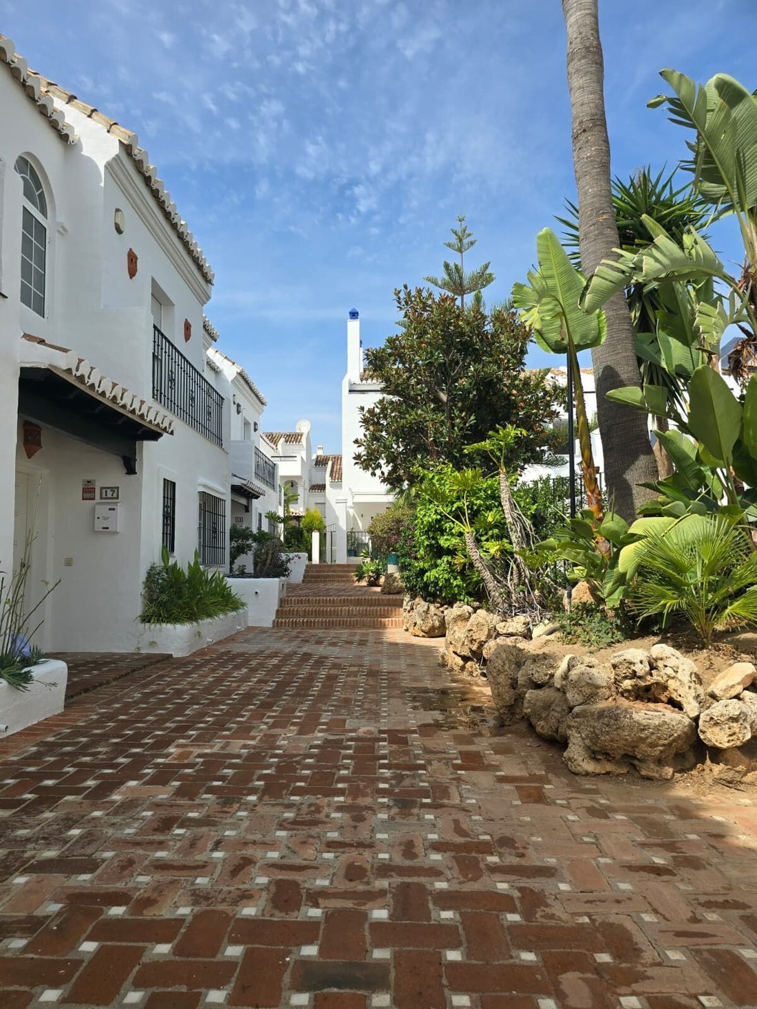 Townhouse in Golden Mile, Andalusia, Spain 4 - 19020677