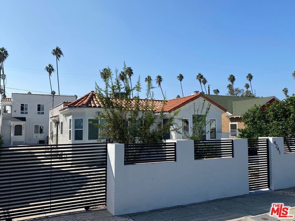 Los Angeles, California, United States 1 - 19023207