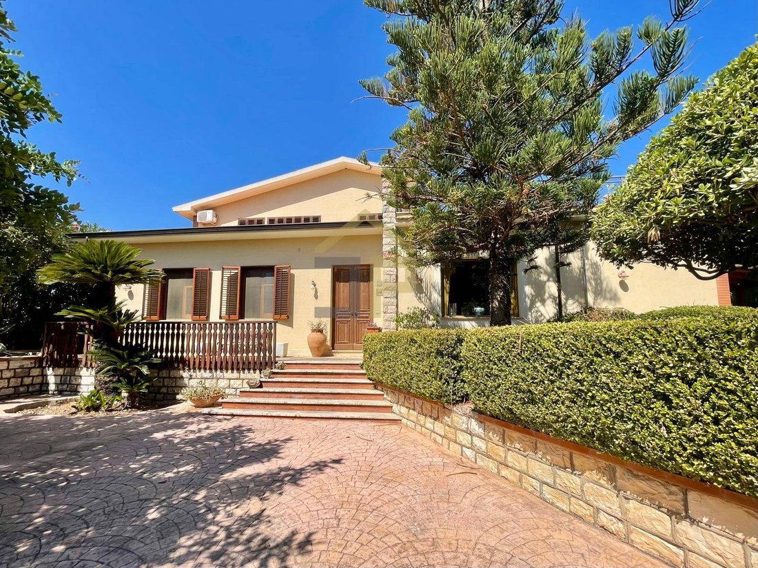 Villa in Castellammare del Golfo, Sicily, Italy 2 - 19026491
