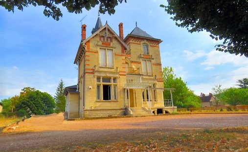 Castle in Challuy, Bourgogne – Franche-Comté, France 1