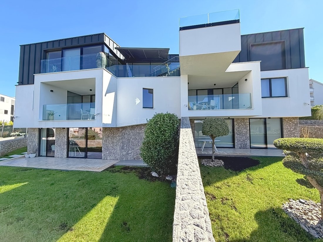 Appartamento a Malinska, Regione litoraneo-montana, Croazia 1 - 19032591