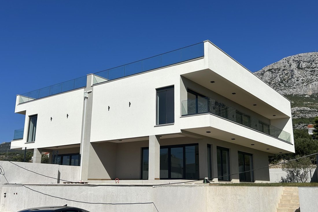 Villa in Kaštel Sućurac, Gespanschaft Split-Dalmatien, Kroatien 2 - 13811390