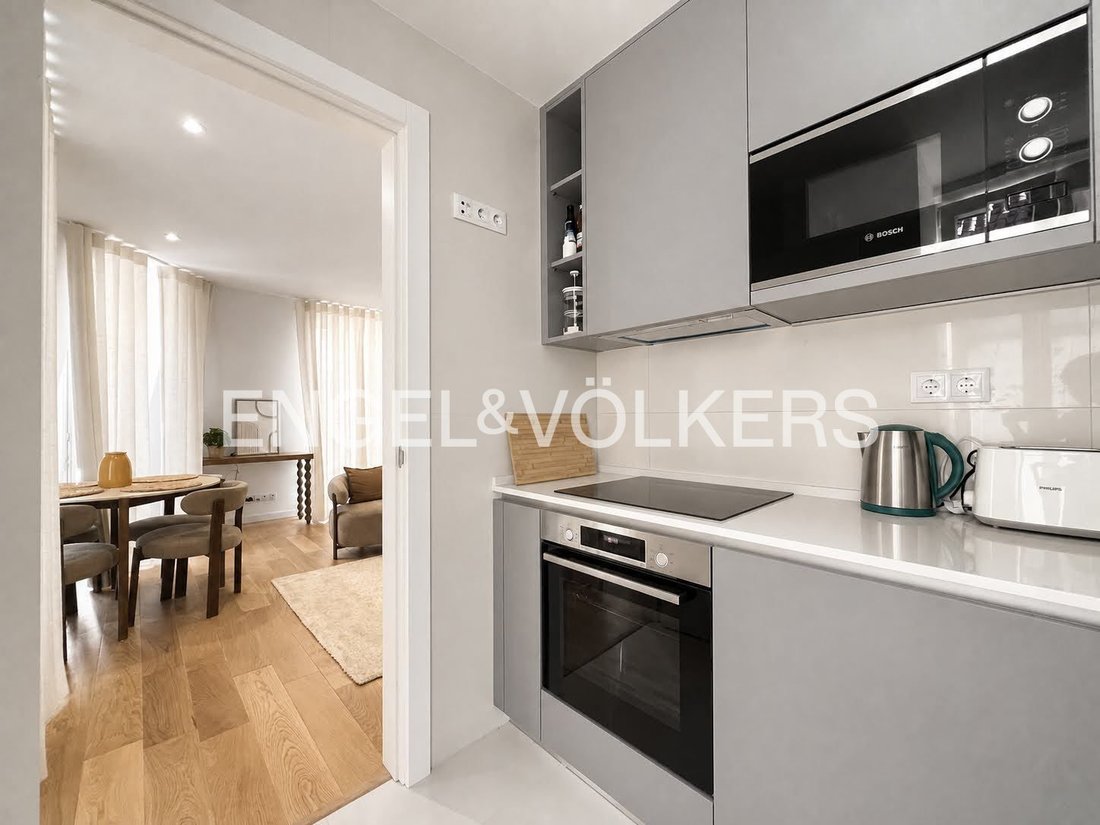 Apartment in Misericordia, Lisbon, Portugal 5 - 19025081