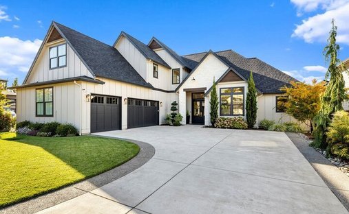 House in Camas, Washington, United States 1