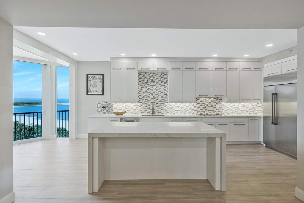Condo in Marco Island, Florida, United States 5 - 19032001