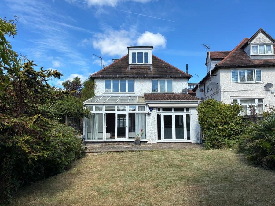 House in Golders Green, Barnet, England 3 - 19023148