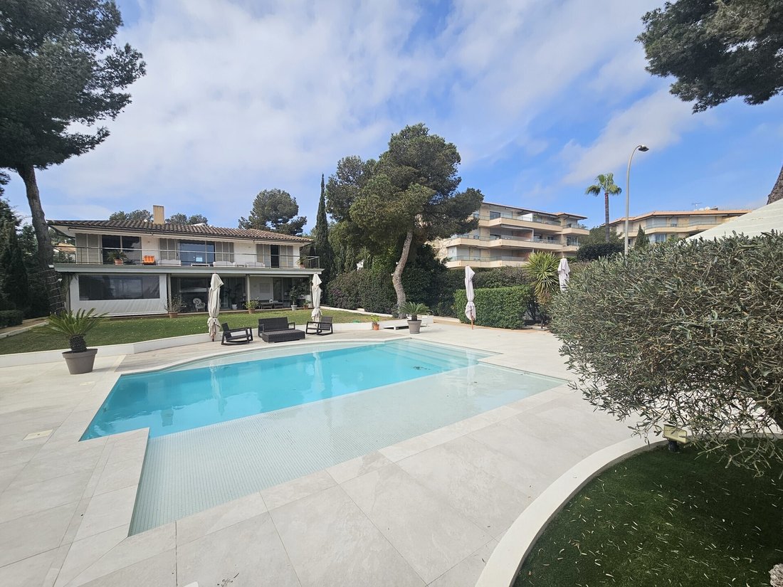 Villa in Sol de Mallorca, Calvia, Balearic Islands 2 - 19021361