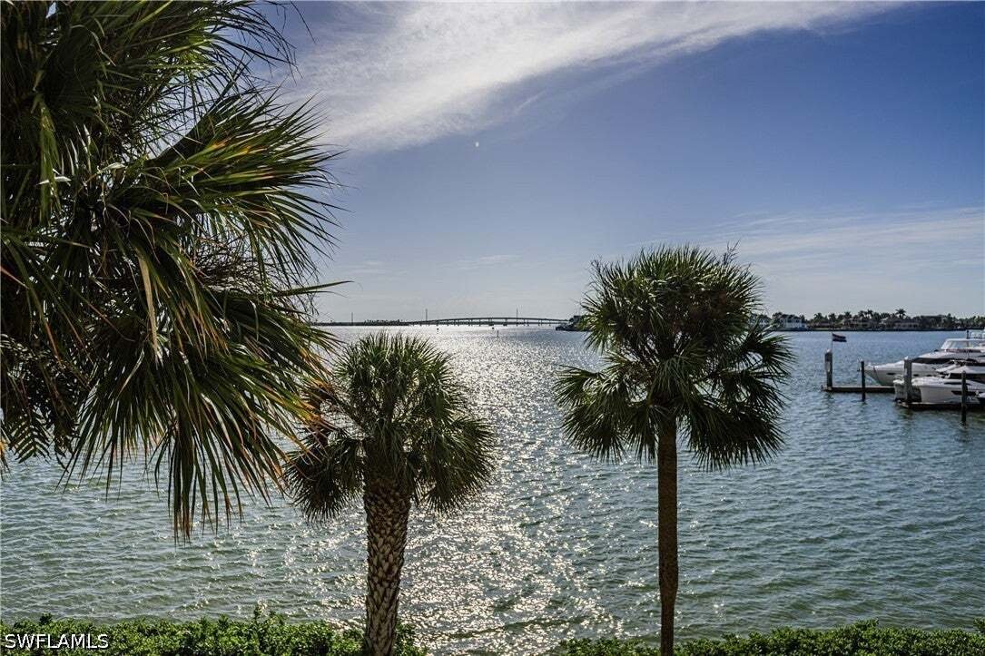 Condo in Marco Island, Florida, United States 3 - 19027767