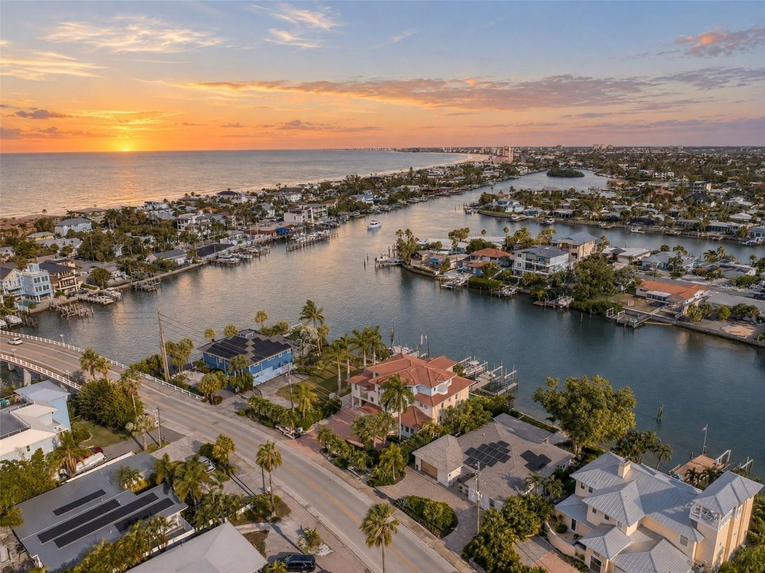 House in St. Pete Beach, Florida, United States 4 - 19027164