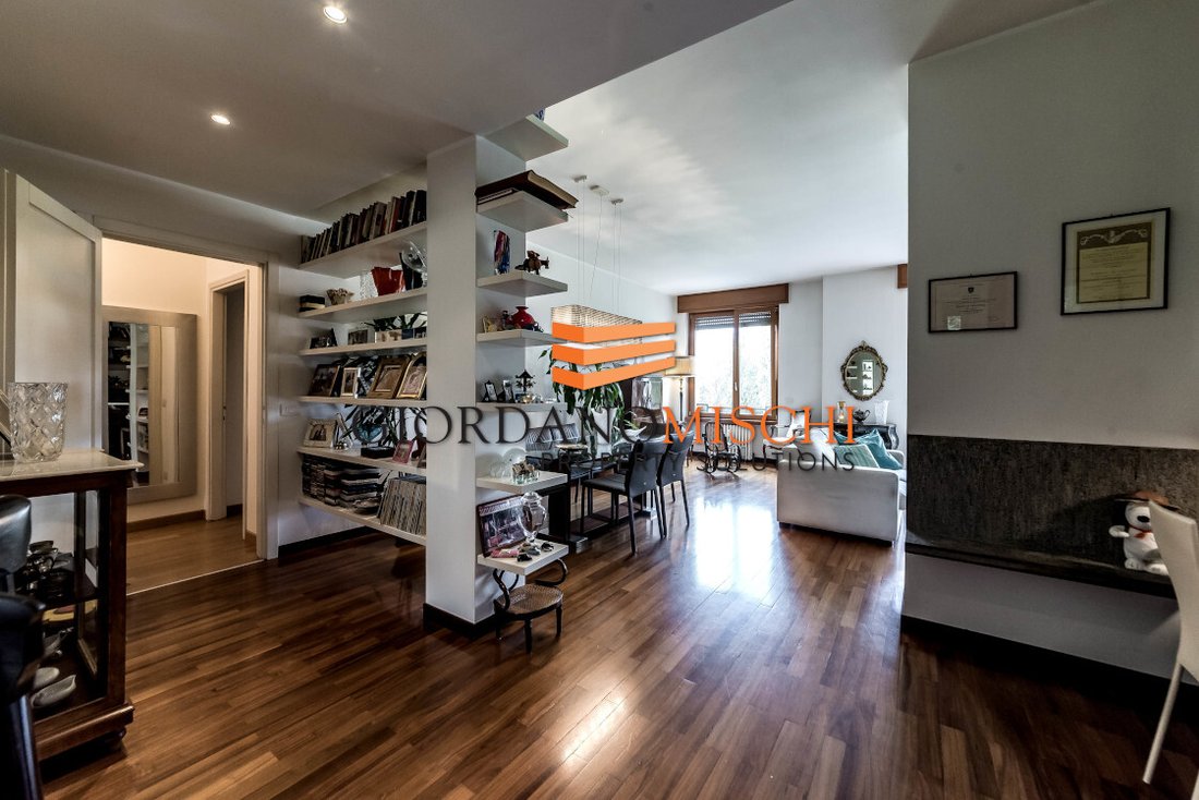 Apartment in Centro Storico, Monza, Lombardy 2 - 19020481