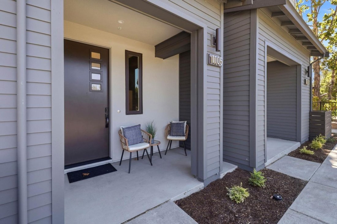Condo in East Palo Alto, California, United States 1 - 19023773