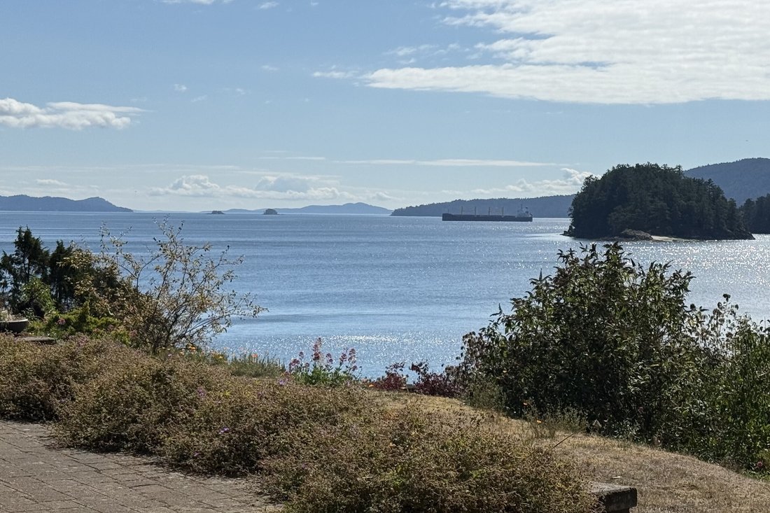 House in Saltspring Island, British Columbia, Canada 4 - 19022579