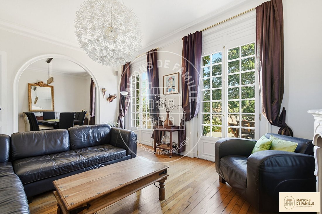 Villa in Centre Bourg, Epone, France 5 - 19022080