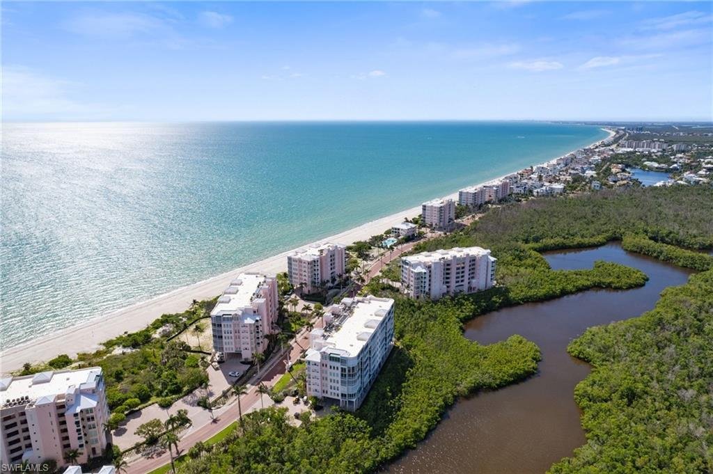 Townhouse in Bonita Springs, Florida, United States 3 - 19021150