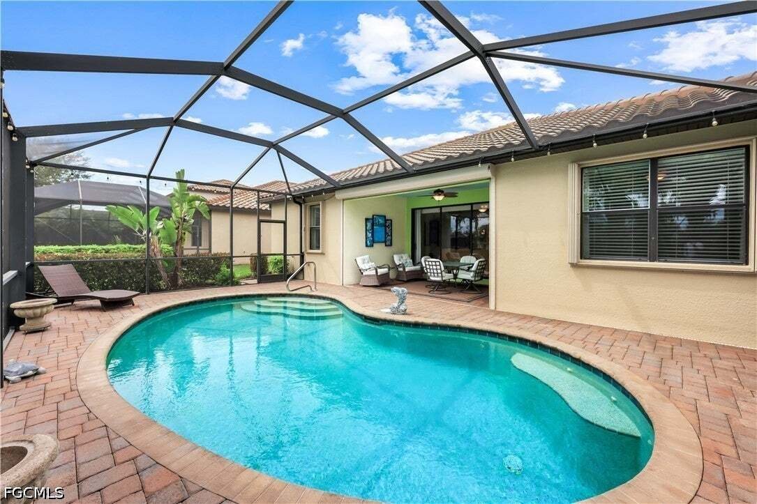 Casa en Estero, Florida, Estados Unidos 4 - 19020293