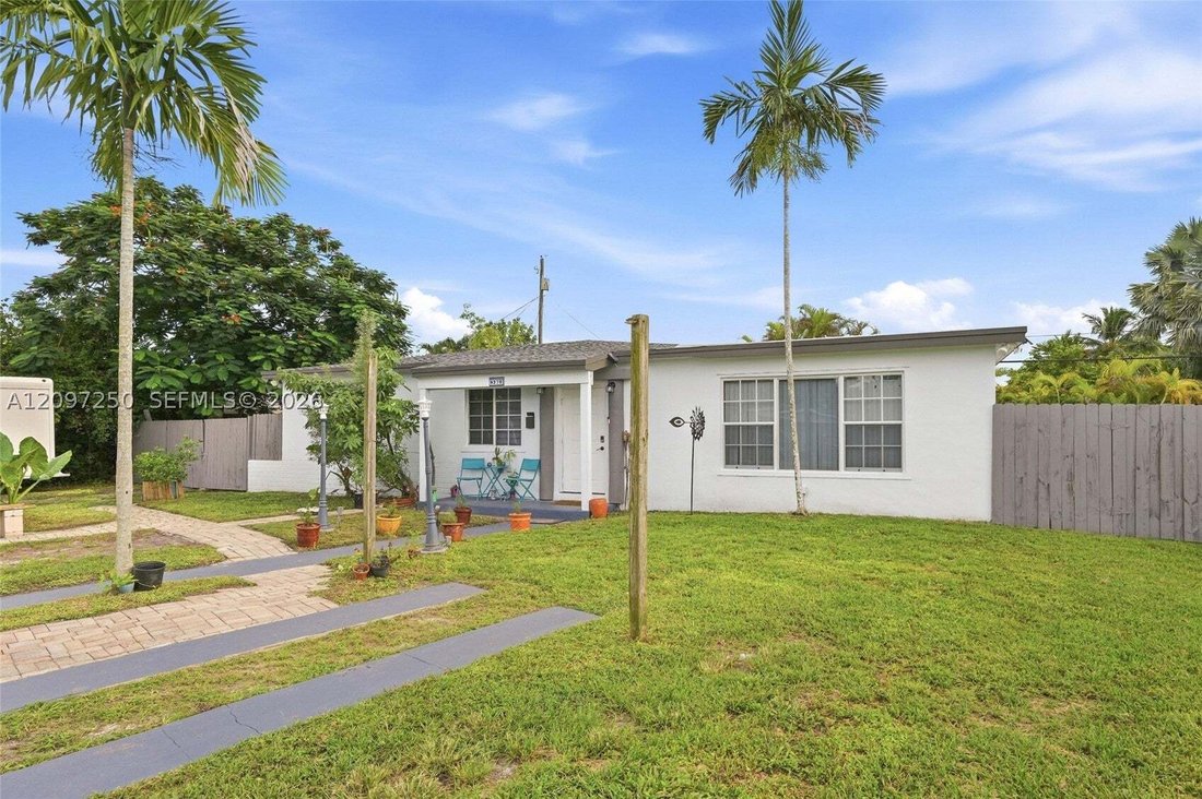 House in Miami, Florida, United States 4 - 19023383