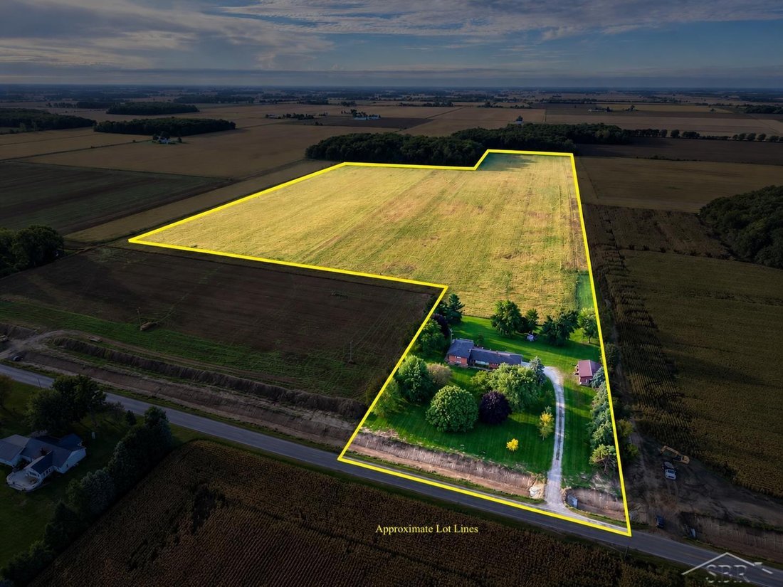 House in Chesaning, Michigan, United States 2 - 19024210