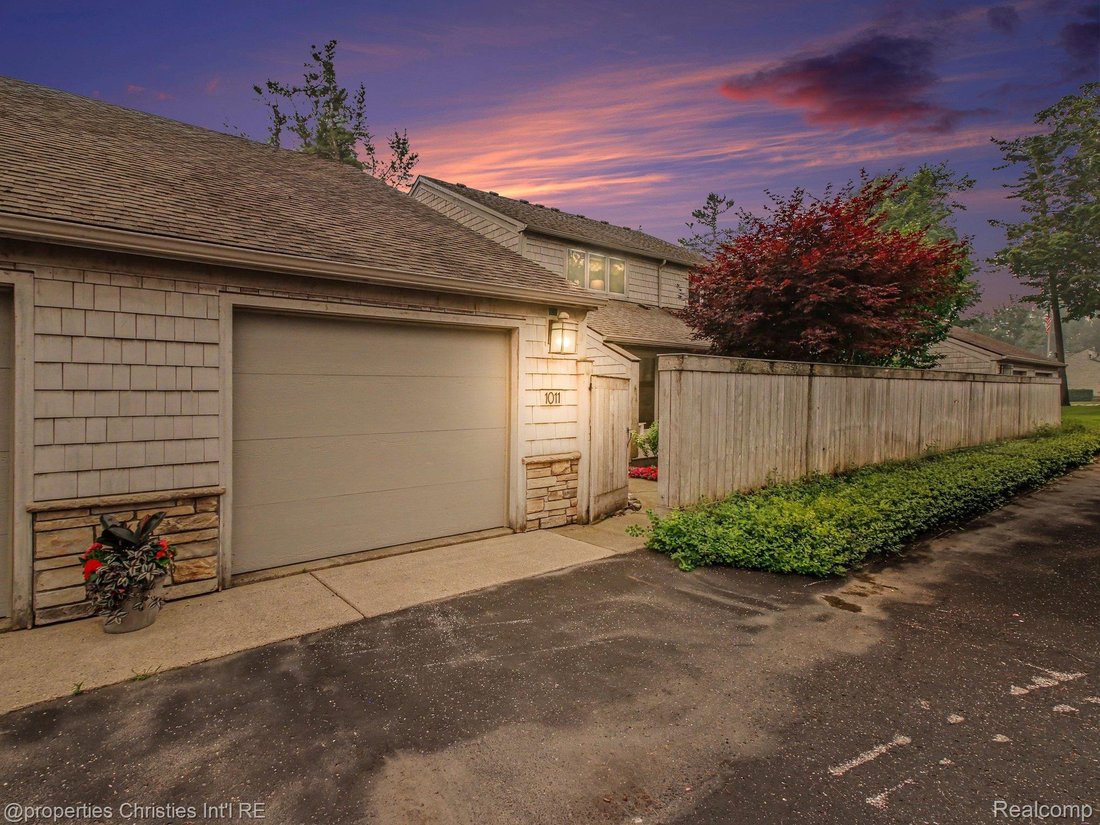 Condo in Wequetonsing, Michigan, United States 4 - 19033004