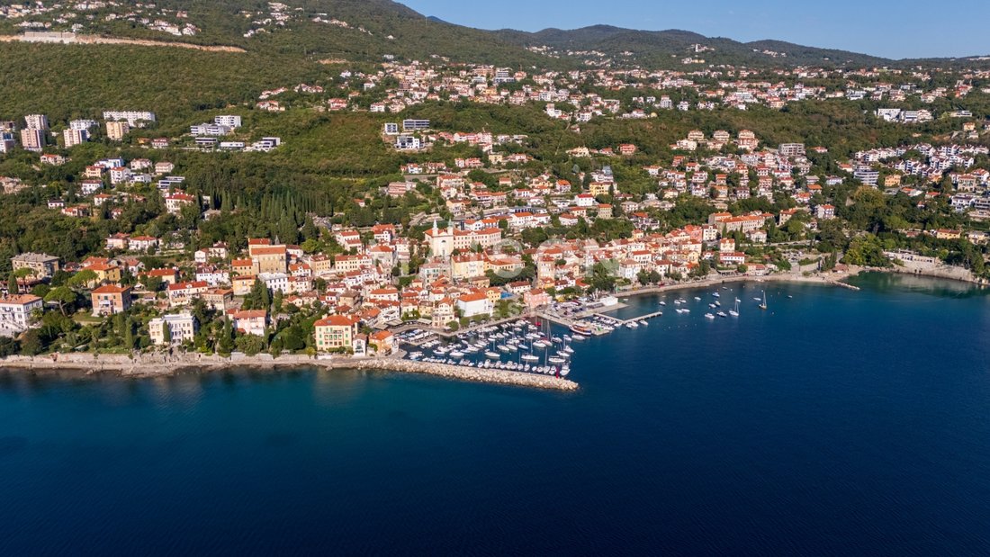 Apartment in Grad Opatija, Primorje-Gorski Kotar County, Croatia 2 - 19031140