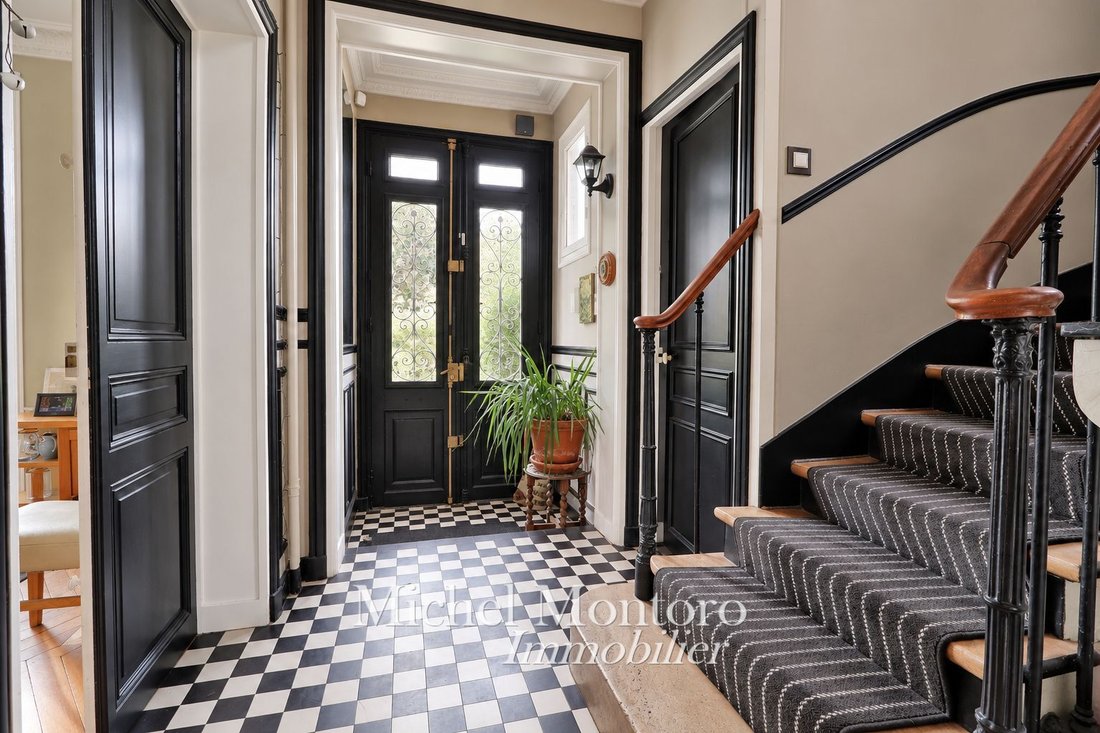 House in Forêt, Saint-Germain-en-Laye, France 5 - 19025353