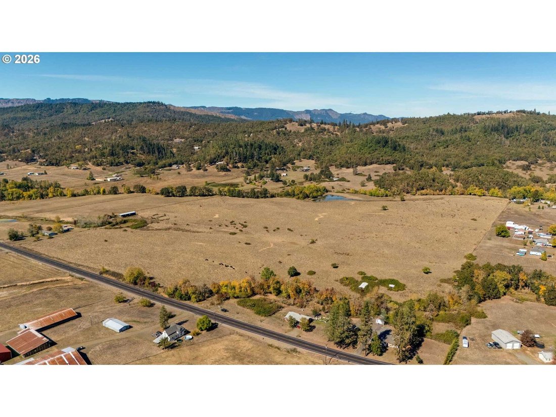 House in Roseburg, Oregon, United States 3 - 19023098