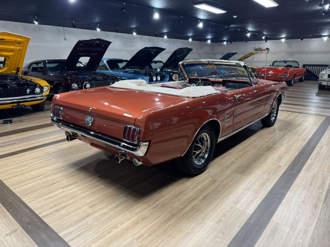 1966 Ford Convertible convertible in Greenfield, IN, United States 5 - 14078276