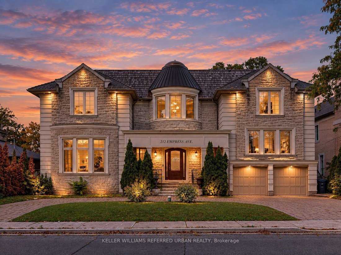 House in Toronto, Ontario, Canada 1 - 19021176