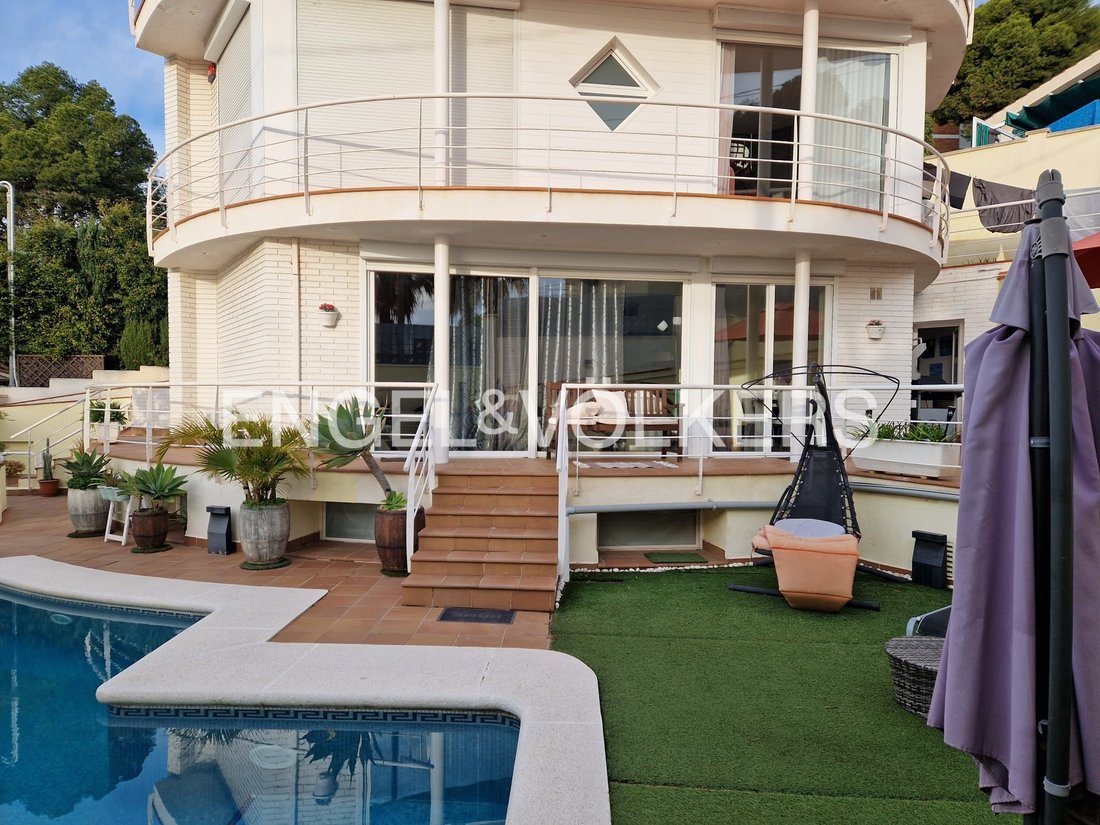 House in Castelldefels, Catalonia, Spain 3 - 19030944