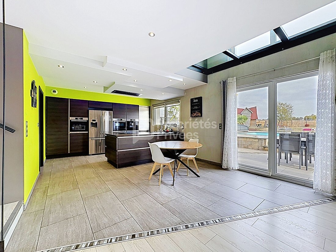 Villa in Sainte-Marie-aux-Chenes, Grand Est, France 4 - 19026042