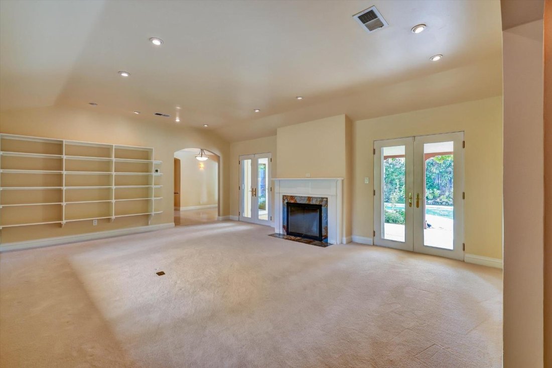 House in Los Gatos, California, United States 4 - 19032520