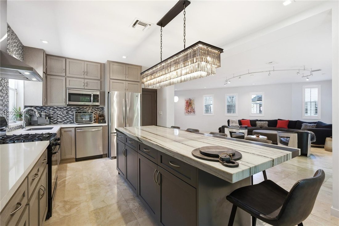 House in Miami, Florida, United States 4 - 19025128