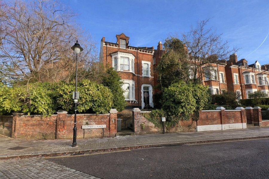 House in Holly Village, Haringey, England 1 - 19023063