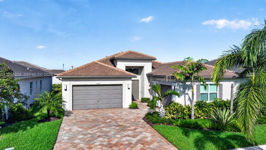 House in Port St. Lucie, Florida, United States 2 - 19024961