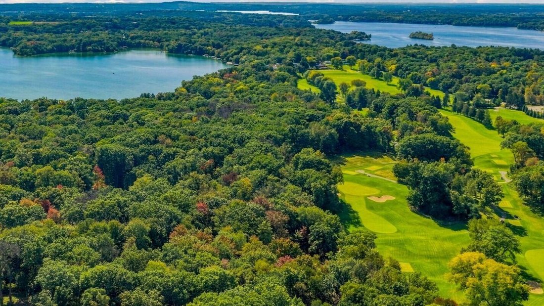 Land in Hartland, Wisconsin, United States 1 - 19023862