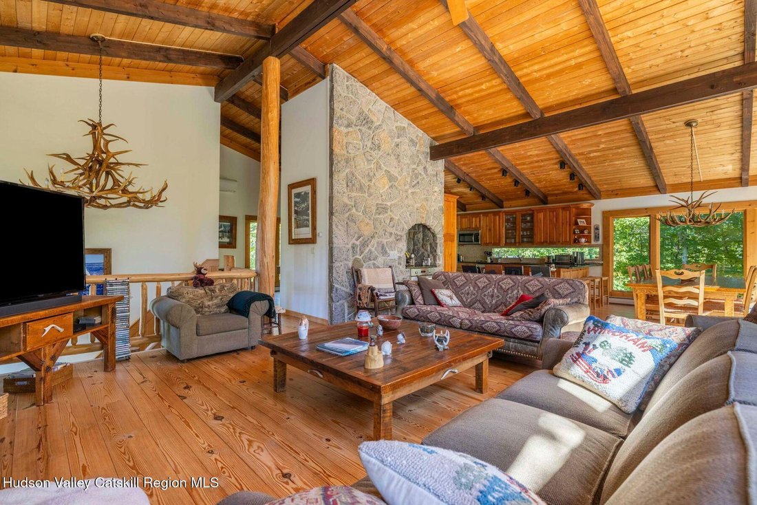 House in Windham, New York, United States 5 - 19022250