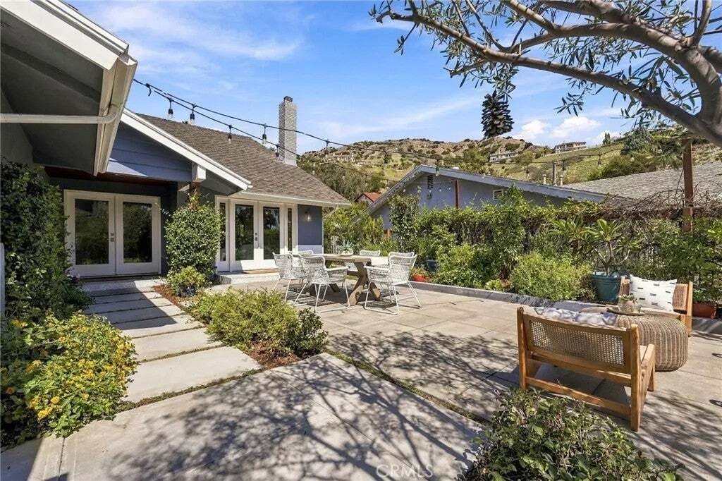 House in Burbank, California, United States 3 - 19020939