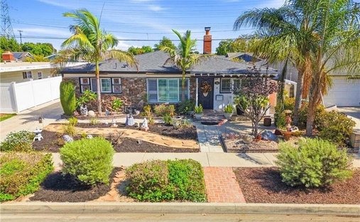 House in Signal Hill, California, United States 1