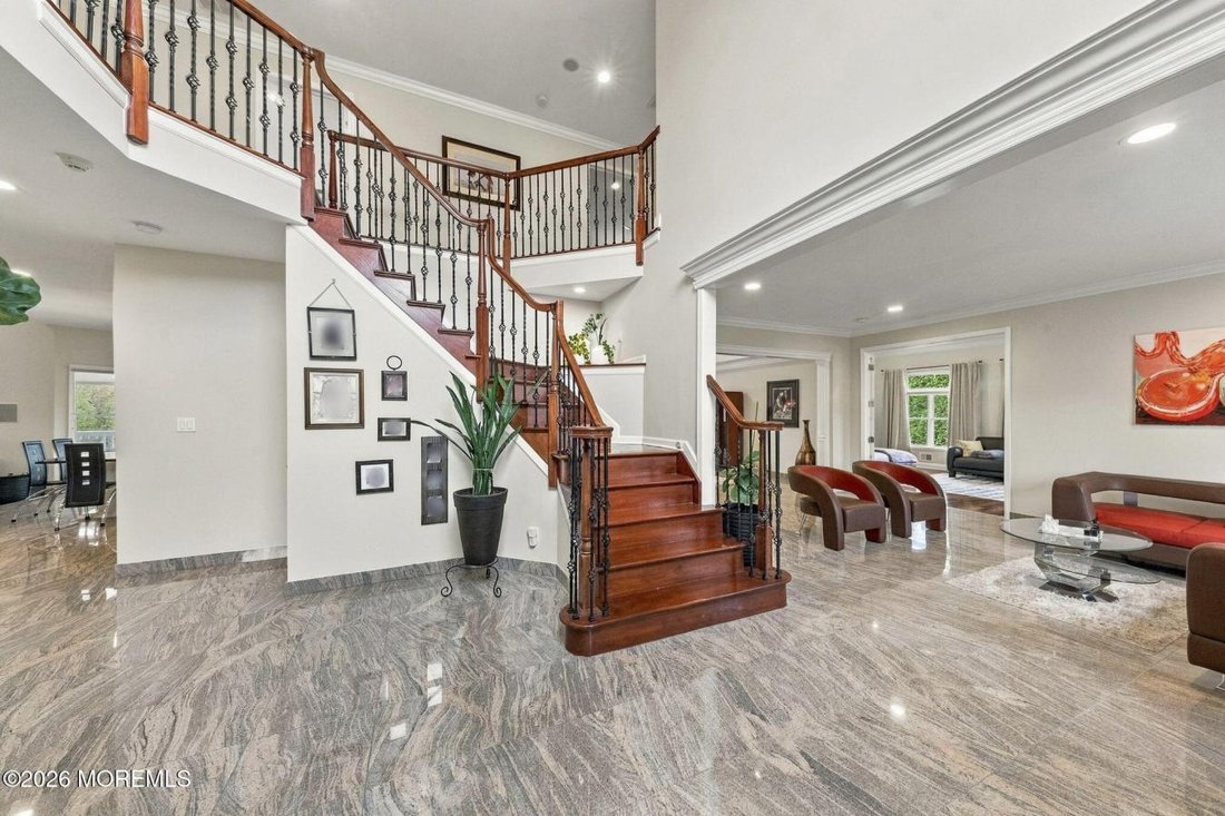 House in Marlboro Township, New Jersey, United States 4 - 19027555