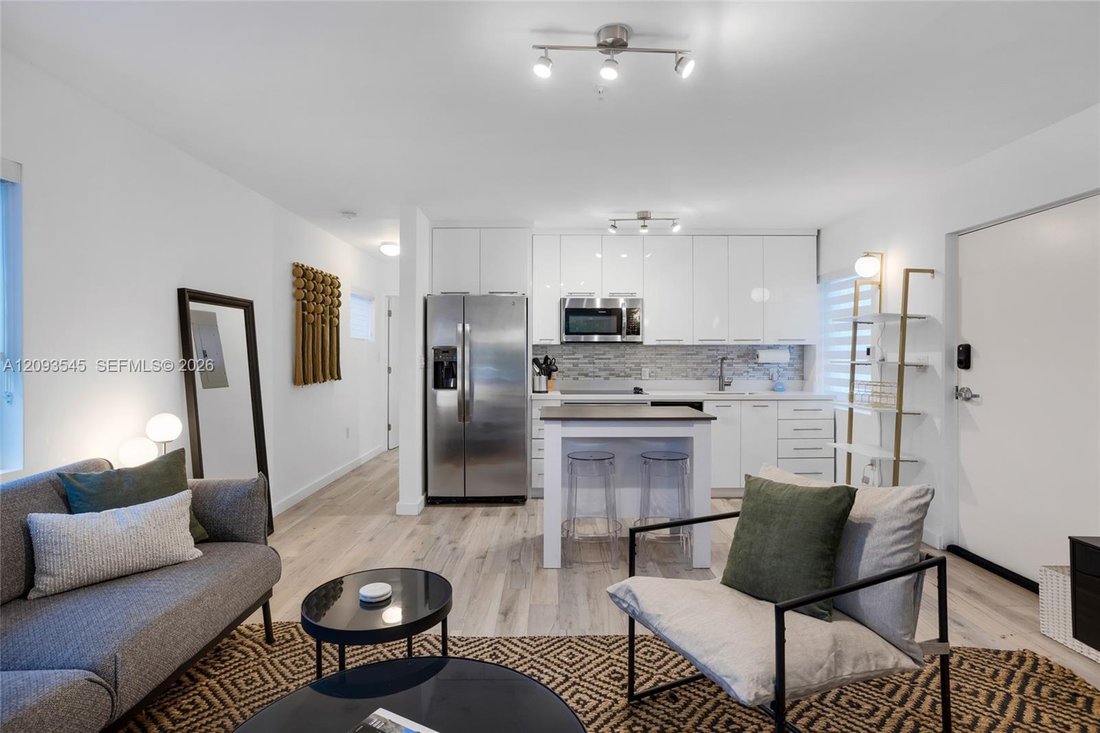 Condo in Miami Beach, Florida, United States 4 - 19025118