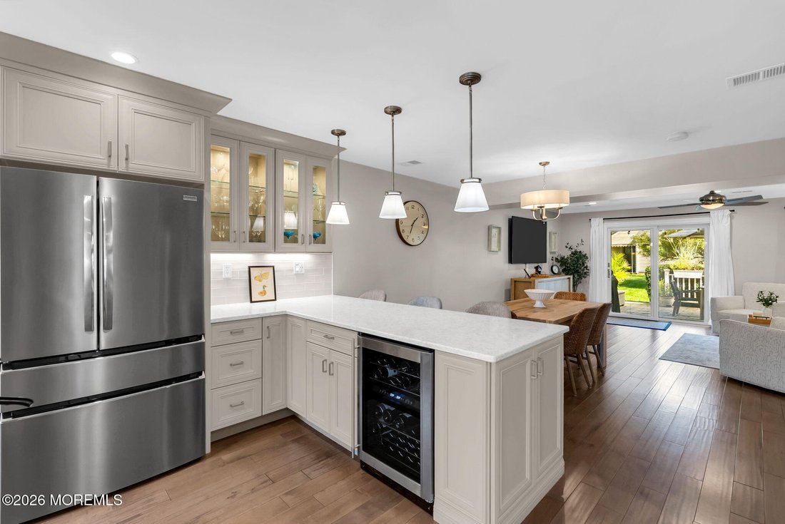 Condo in Spring Lake, New Jersey, United States 5 - 19023011