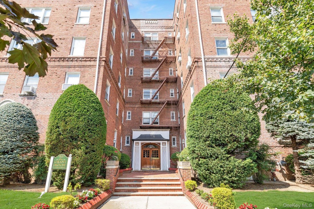 Rockville Centre, New York, United States 1 - 17918002