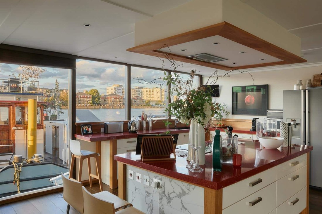Apartment in Charing Cross, Westminster, England 3 - 16824985