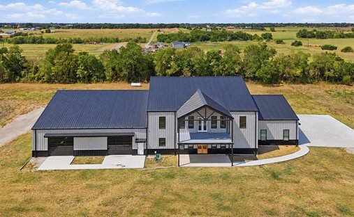 House in Leonard, Texas, United States 1
